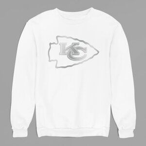 NEW Kansas City Chiefs Silver Logo Fleece Crew Long Sleeve Sweatshirt WINter